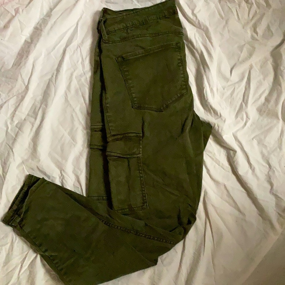 Olive green Sateen cargo skinny pants